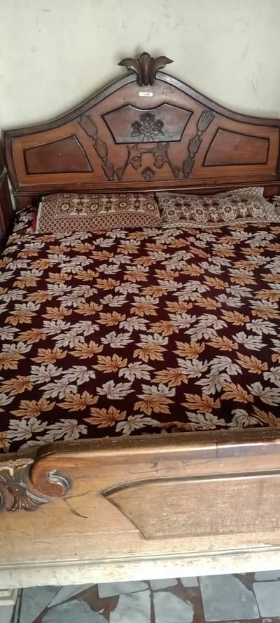 single bed, comfortable Negotiable possible with serious person