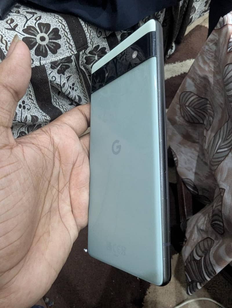 Google Pixel 6a 3