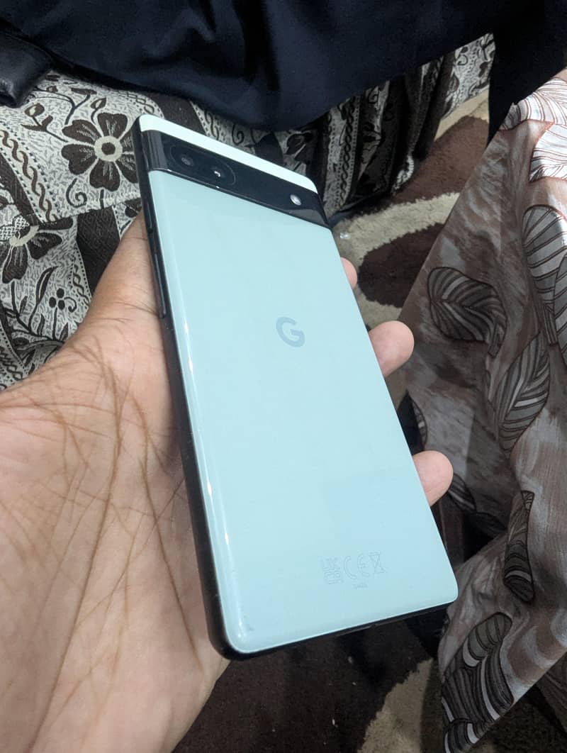 Google Pixel 6a 5