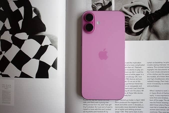 Apple iPhone 16 Plus 0
