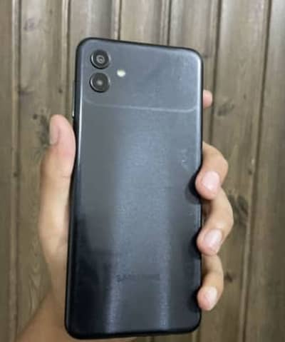 Samsung Mobile A04