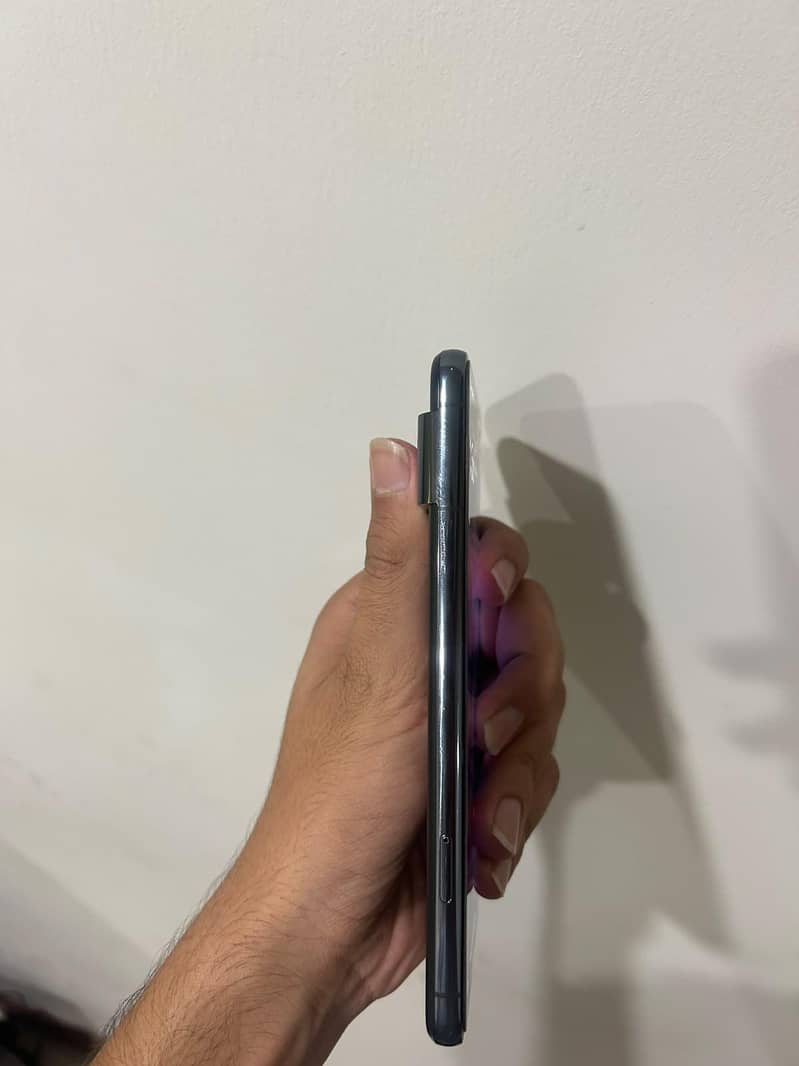 Google Pixel 8 Pro 3