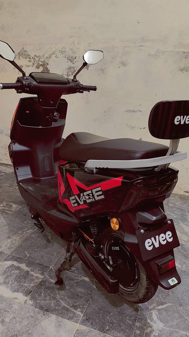 Eveee 5