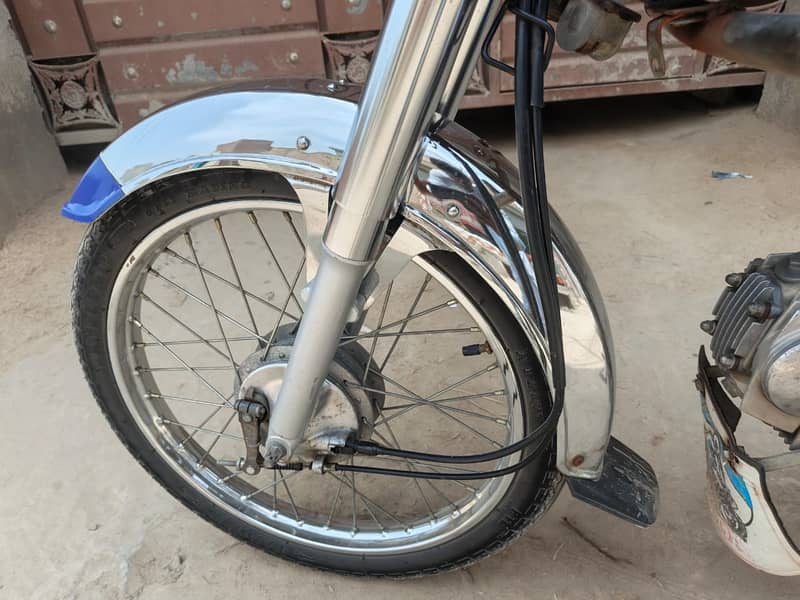 honda70cd 4