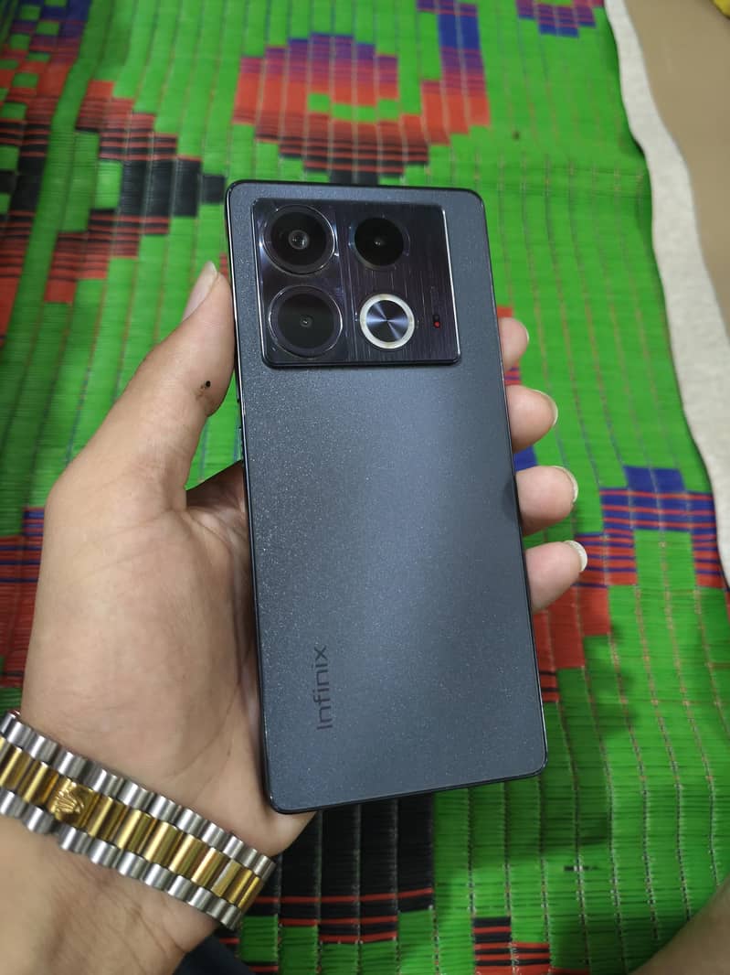 Infinix Note 40 1