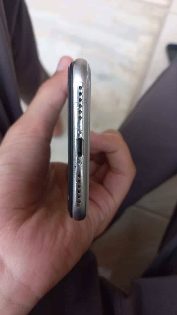 Apple iPhone X 2