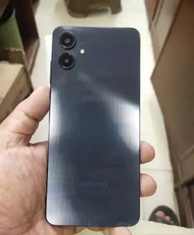 Samsung Mobile A06