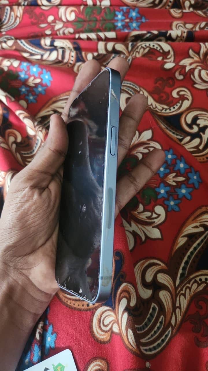 Apple iPhone 14 2