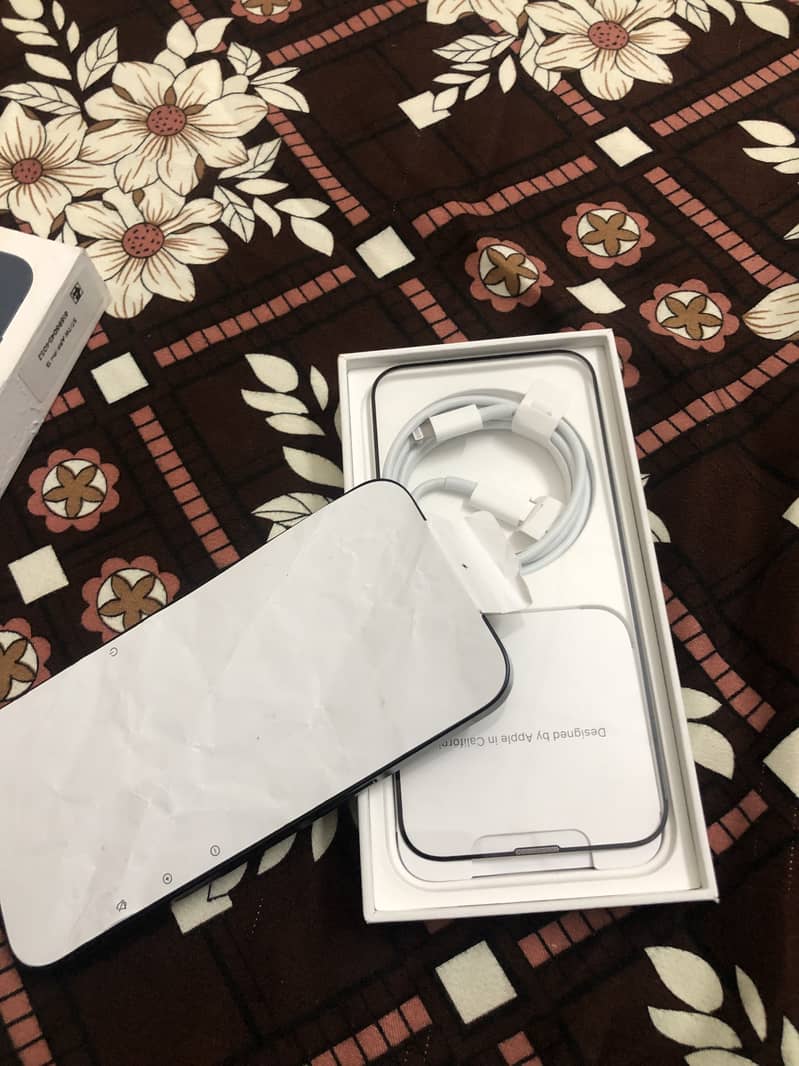 Apple iPhone 13 3