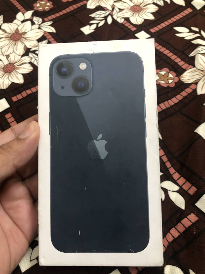 Apple iPhone 13 6