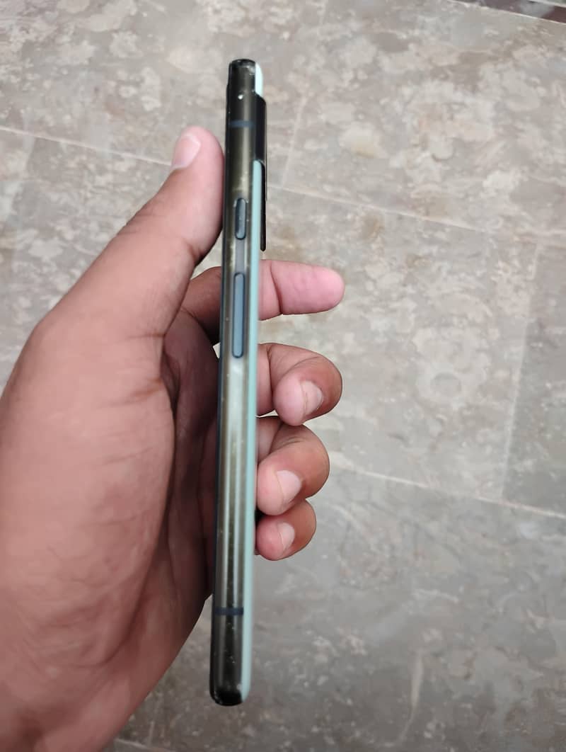 Google Pixel 6a 3