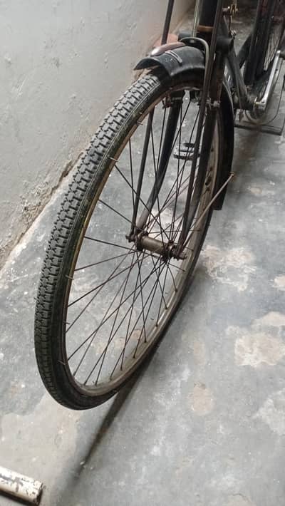 sohrab cycle hai sb cheeza theek hai