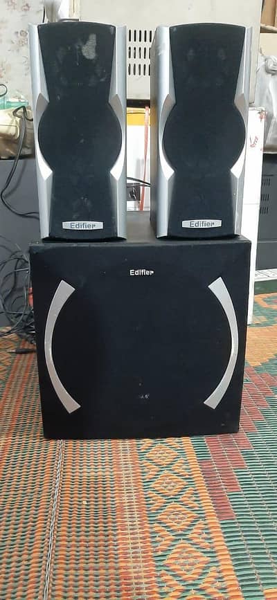 Edifier X600 2.1 Multimedia Speaker System — Excellent Condition