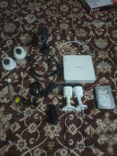 Hikvision DVR 8 channel with 5 cameras with 2 TB hard disk health 10 %