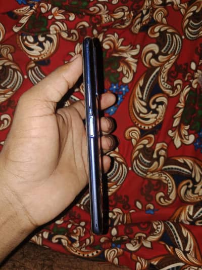 vivo y51s 8+8Ram memory 128 10by 9 exchange possible