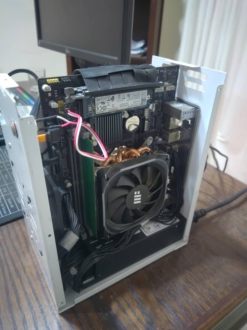 Tiny gaming pc 1