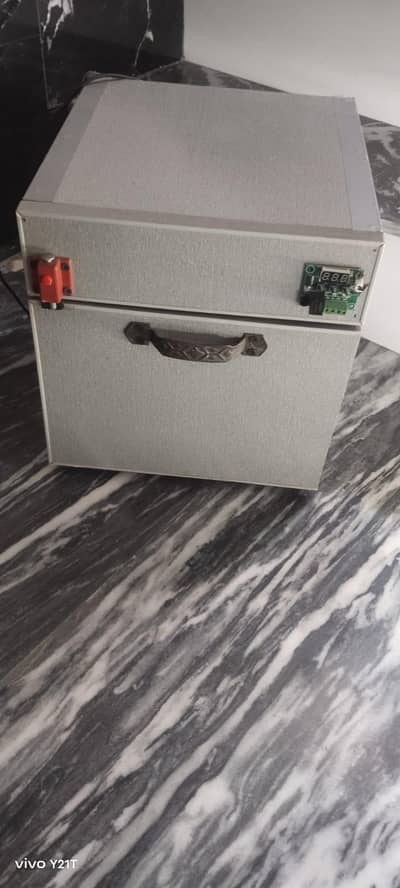 Incubator machine urgent for sale