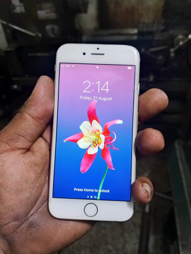 Apple iPhone 6 3