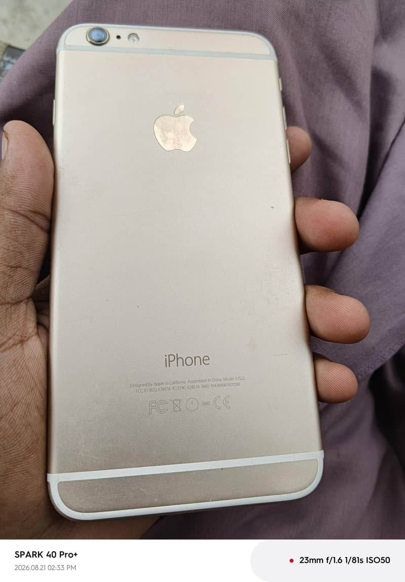 Apple iPhone 6 Plus 4