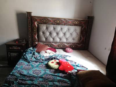 double bed iron stand dressing table double mirror side table