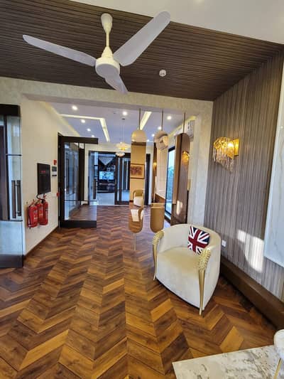 Most Elegant 1kanal Upper Portion Available For rent