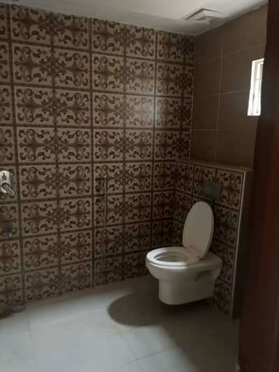 10 marla independent single story house available for rent