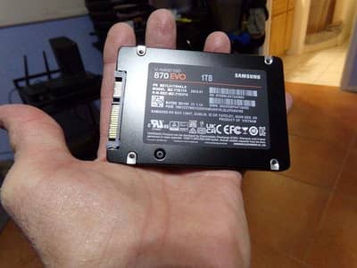 SAMSUNG 870 EVO 1TB SATA SSD — FOR SALE