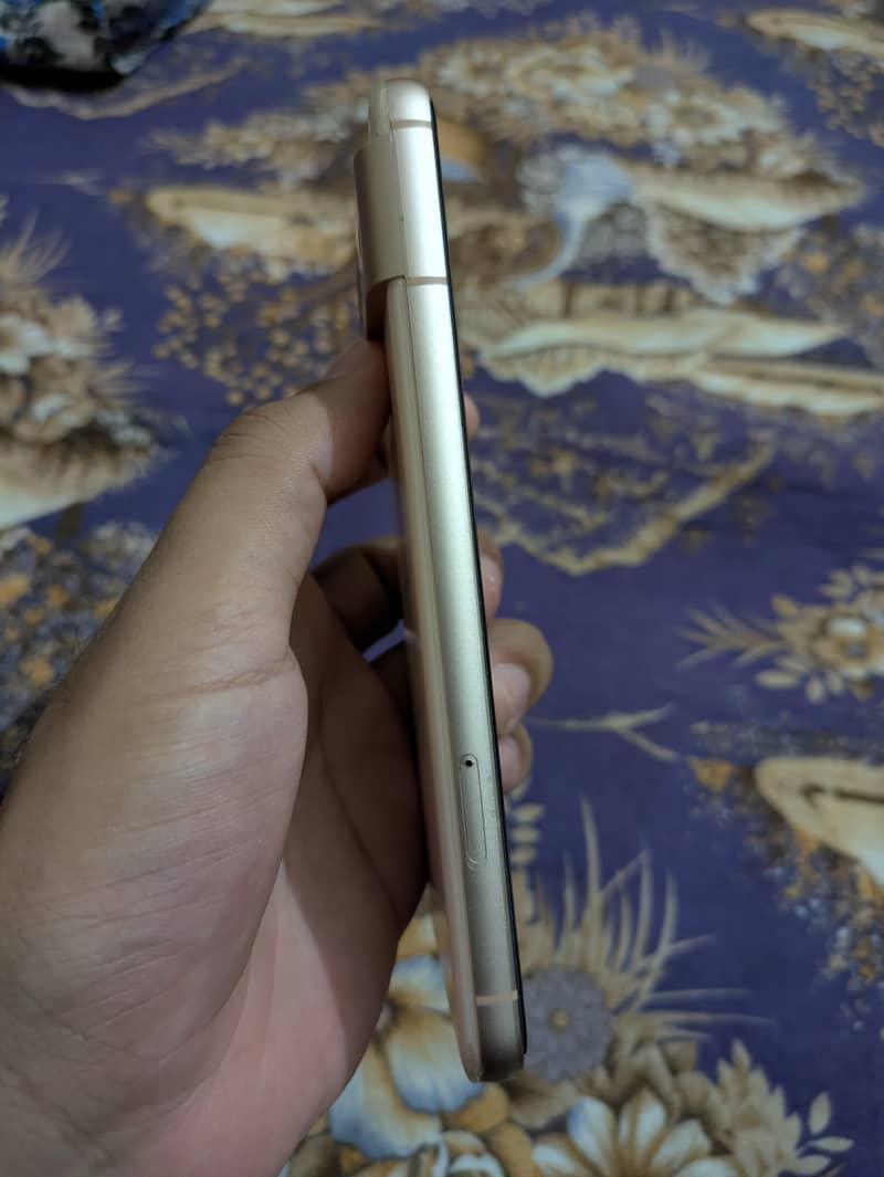 Google Pixel 8 3