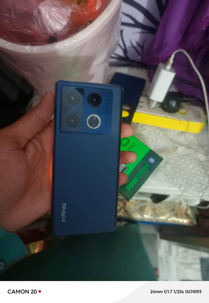 Infinix Note 40 Pro 5