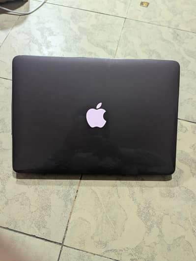 MacBook pro 2014 retina i5 128gb | 8gb