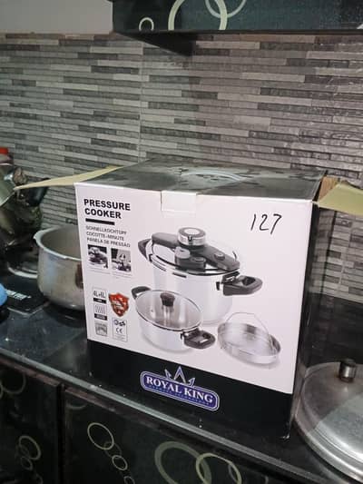 Royal King Pressure cooker