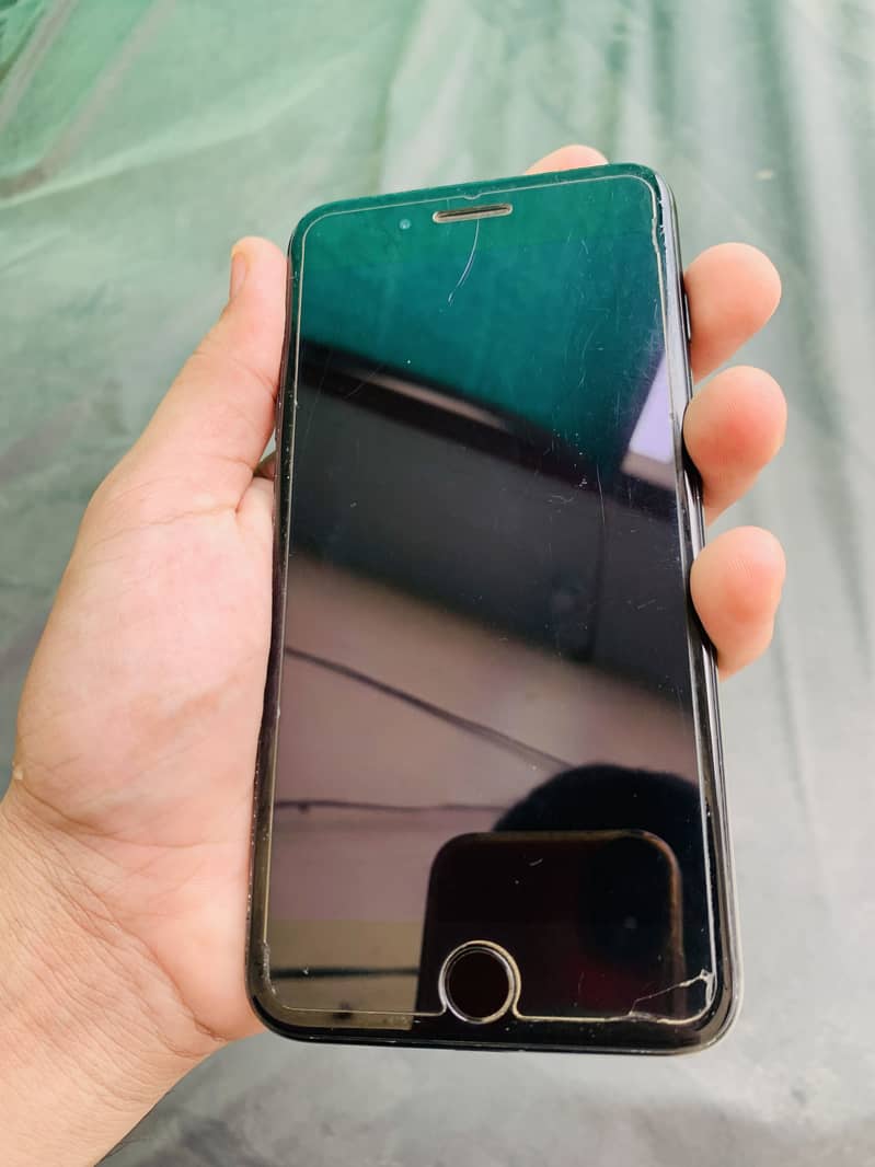 Apple iPhone 7 Plus 4