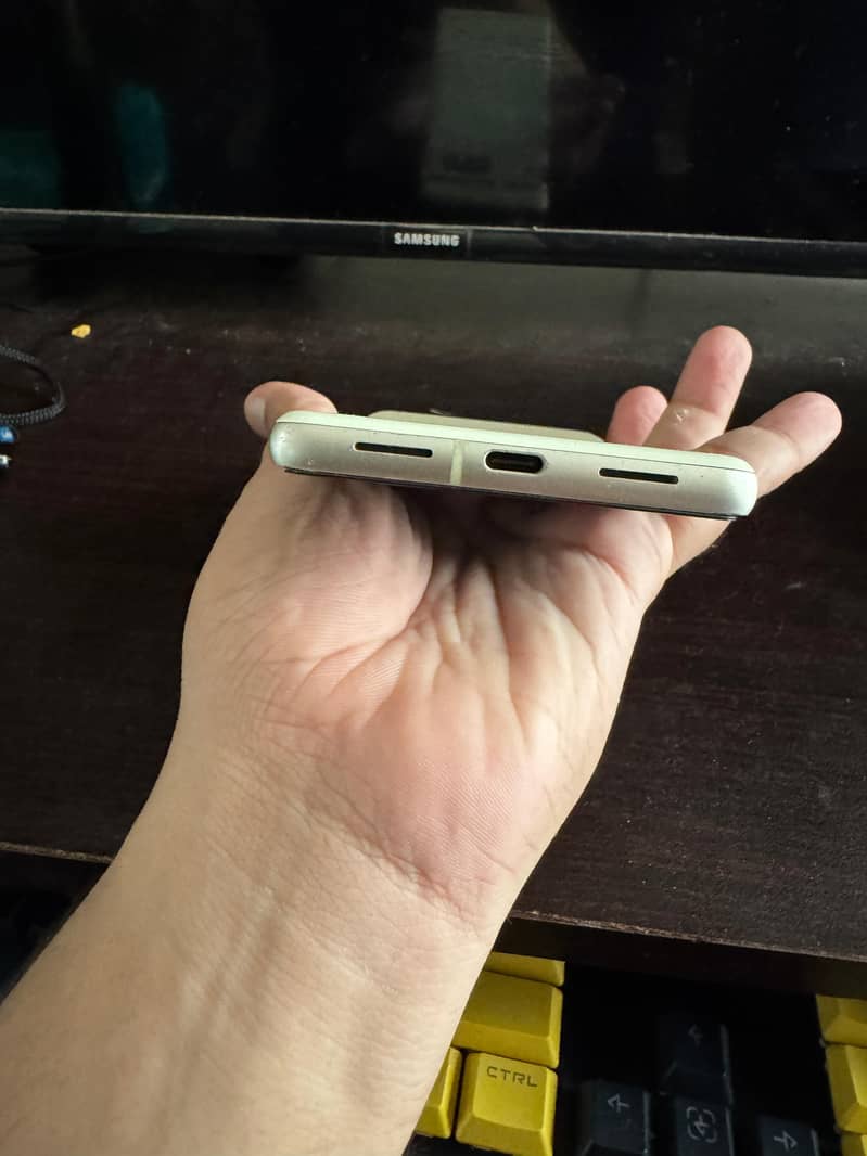 Google Pixel 7 5