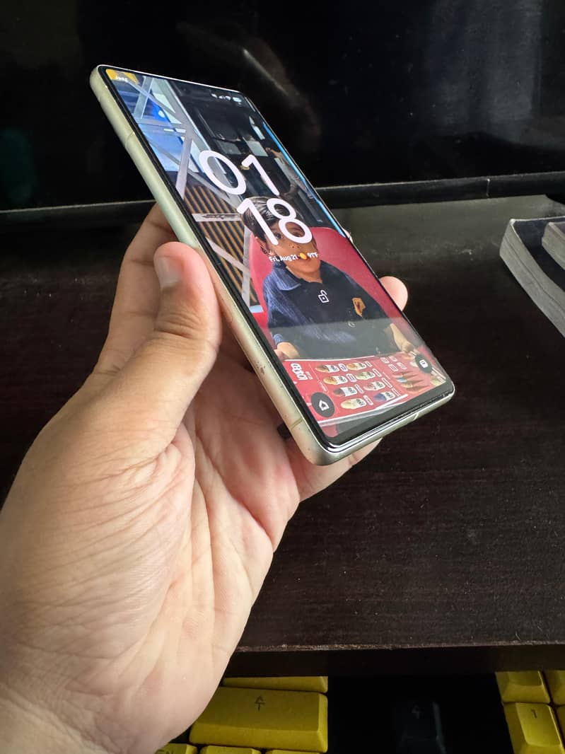 Google Pixel 7 6