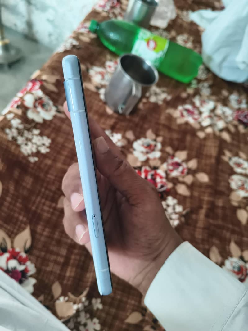 Google Pixel 7a 2