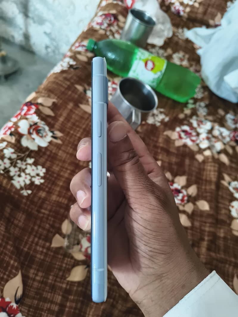 Google Pixel 7a 3