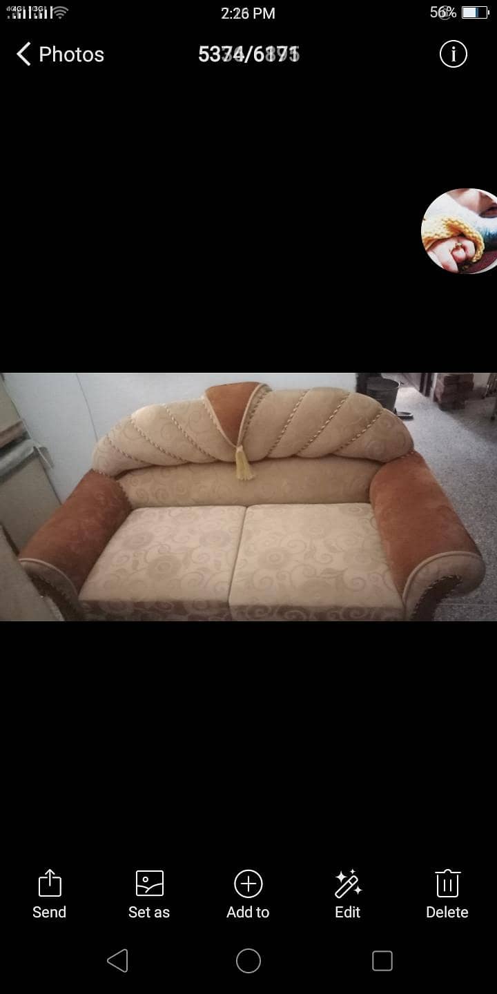 5 seats sofa 0