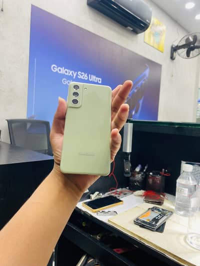 Samsung Mobile S21 FE