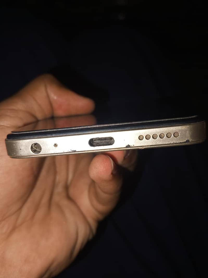 Tecno Spark 20C 2