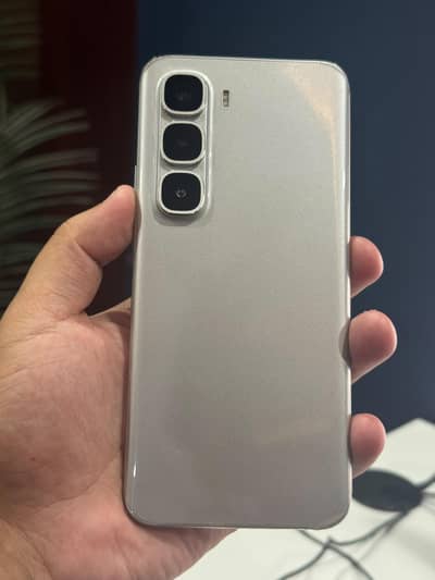Infinix hot 60 pro plus