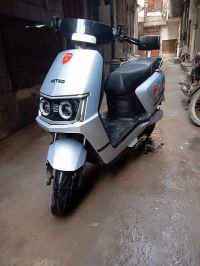Metro M6 empower lithium