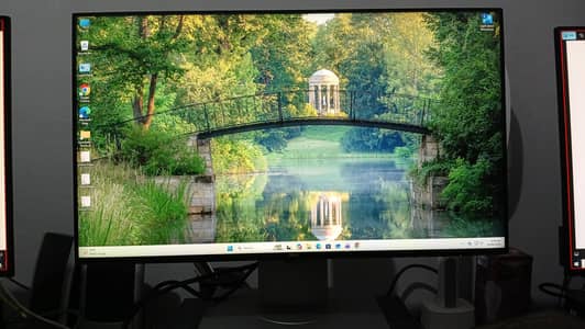 DELL U2419H 24" Borderless Full HD LED Monitor Rs. 18500 each