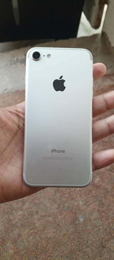 Apple iPhone 7