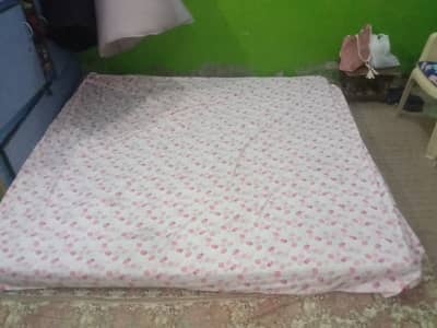 Bilkul  King Size, 6-inch thick, Rs. 12,000 ke liye