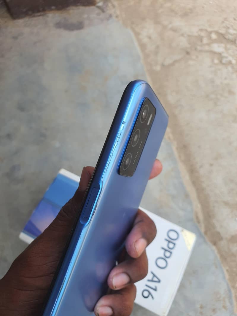 Oppo A16 3