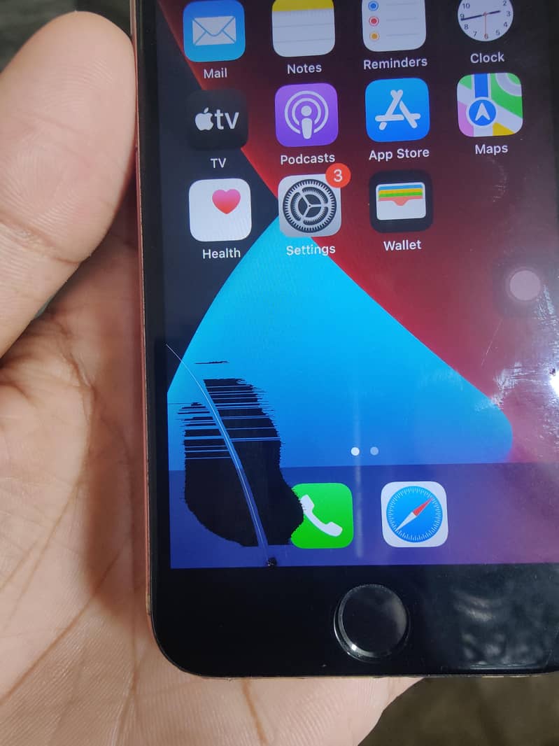 Apple iPhone 6S 4
