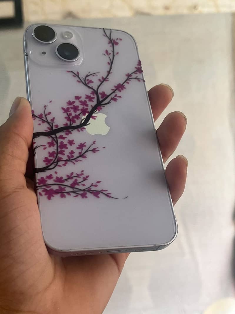 Apple iPhone 14 3