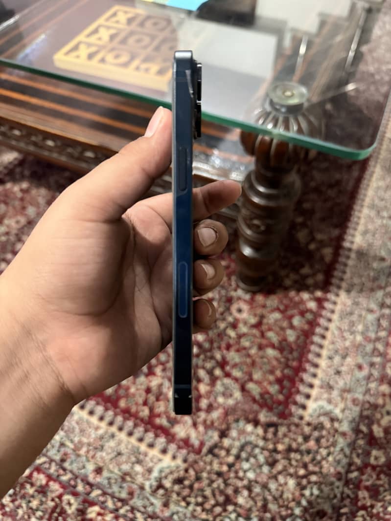 Apple iPhone 14 plus 3