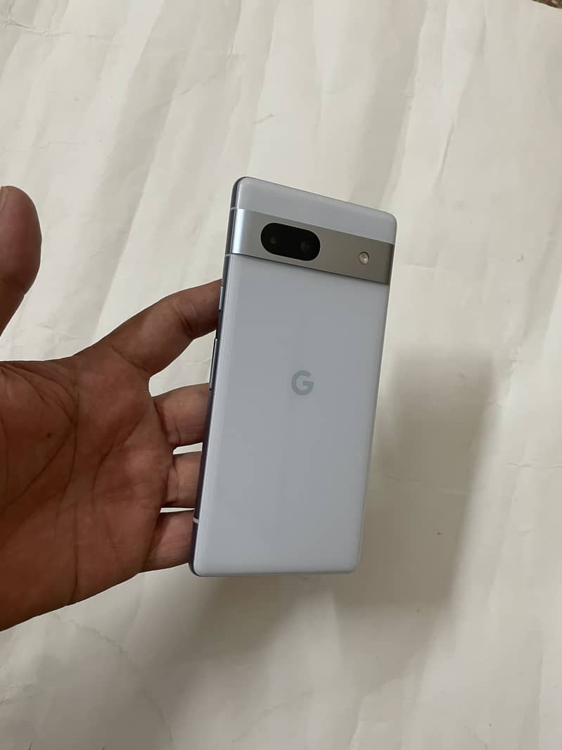 Google Pixel 7a 12
