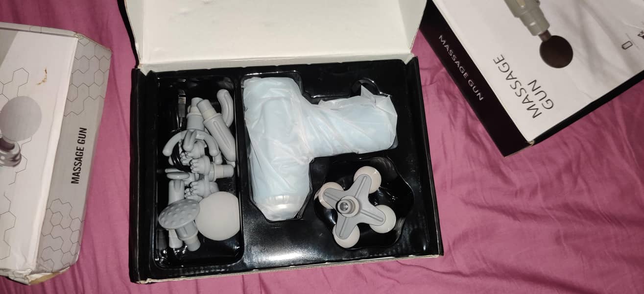 9 TOOLS MASSAGERS 1